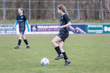 Bild 330 - wBJ VfL Pinneberg - Waldd�rfer SV : Ergebnis: 5:0